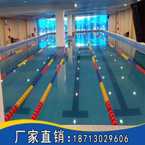 体育馆游泳池
