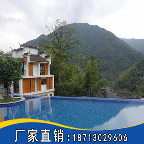 学校游泳池